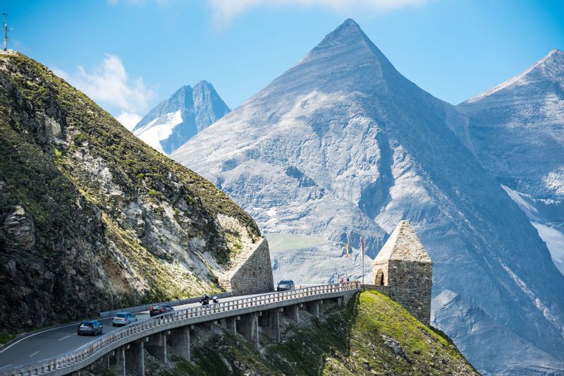 Kelionė į Austriją: ledynų ir krioklių keliu