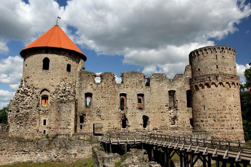 HIKING TOUR FROM RIGA: Cesis - Medieval Heritage And Natural Treasures