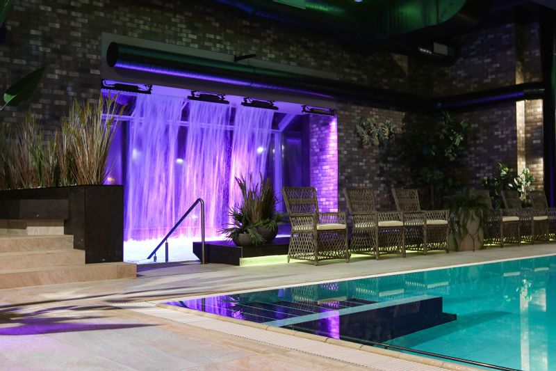 Prabangus savaitgalis Latvijoje: Jaunpils – Jūrmala su nakvyne 5* viešbutyje ir SPA