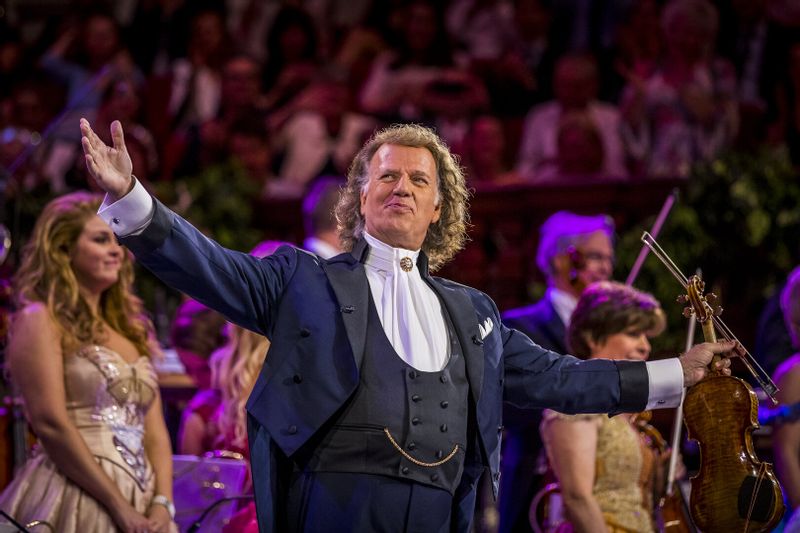 VIENOS DIENOS KELIONĖ Į ANDRÉ RIEU KONCERTĄ KAUNE  2026 m. birželio 2 d.  - išskirtinės vietos arti scenos (102 sektorius)