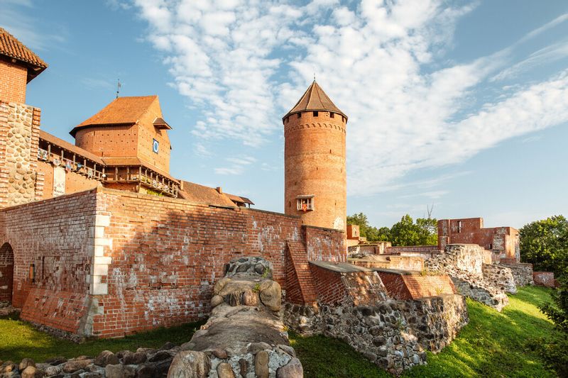 Latvijos etnografinis buities muziejus – Lygatnė – vyno degustacija – Cėsis –– Sigulda – Turaidos pilis 2d./1n.