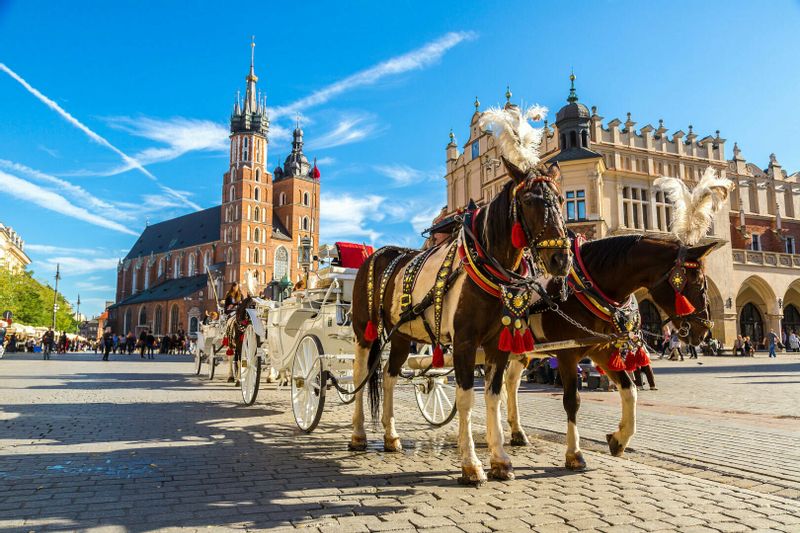 Čenstakavos vienuolynas – Krokuva - Veličkų druskų kasyklos