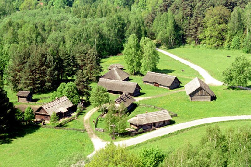 Kvalifikacijos tobulinimo programa Kūno kalba (gestai, manieros). Viešo kalbėjimo tobulinimas